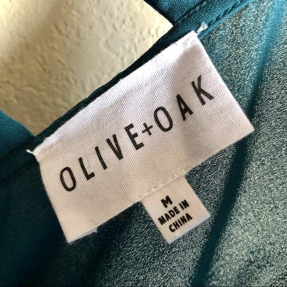 Lulu’s Olive + Oak Women’s LadderBack Top - Picture 5 of 7